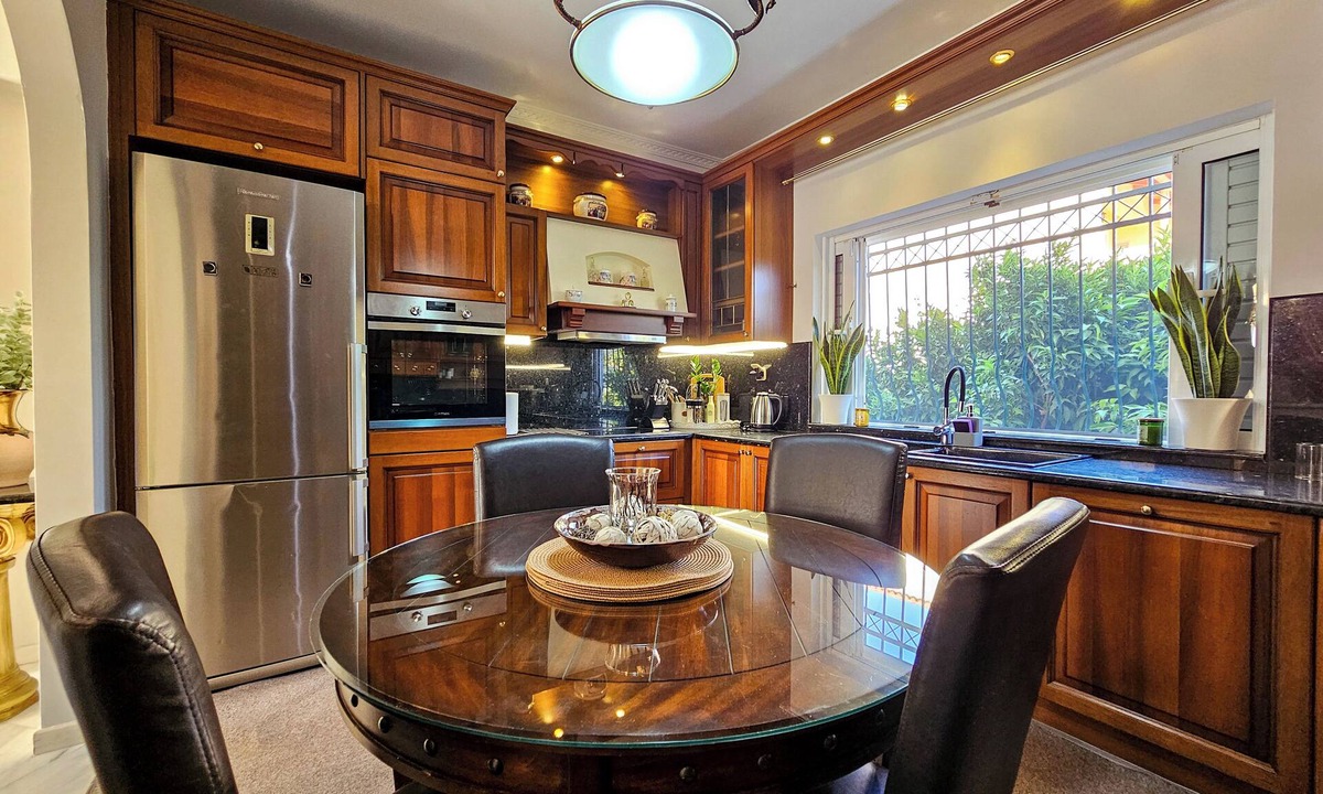 Saronikos Villa | Renko Royal Villa Luxury villa in Athens Riviera. Private Pool, garden & BBQ