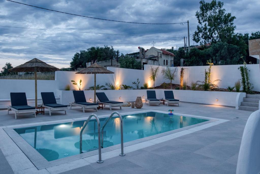 Lavreotiki Villa | Sahara Blanc Villa - Private Pool - Loft Space