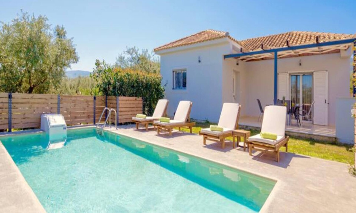 Fiolitis Villa | Salvia - 2 Bedroom villa with Private Pool and Garden view