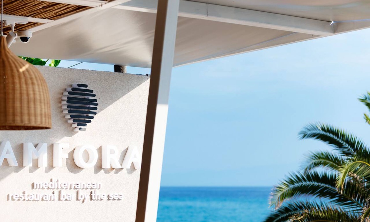 Polichrono Hotel | Sea Level Hotel