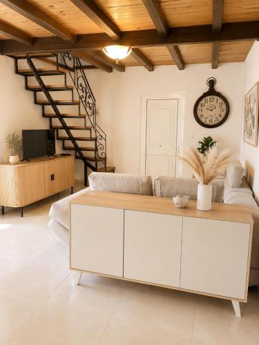 Ormos Panagias House | Seaside Villa Avgi