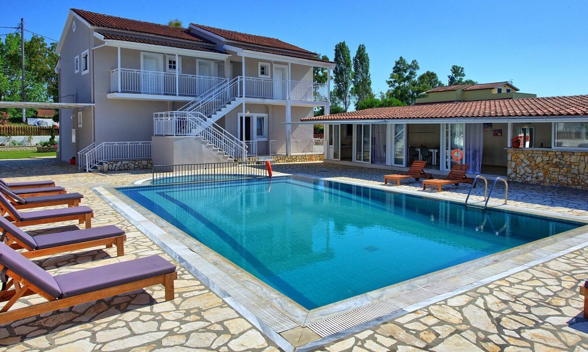 Sidari Villa | Sidari Beach Villa - Holiday Villa Rental with private swimming pool on Corfu Island, Greece