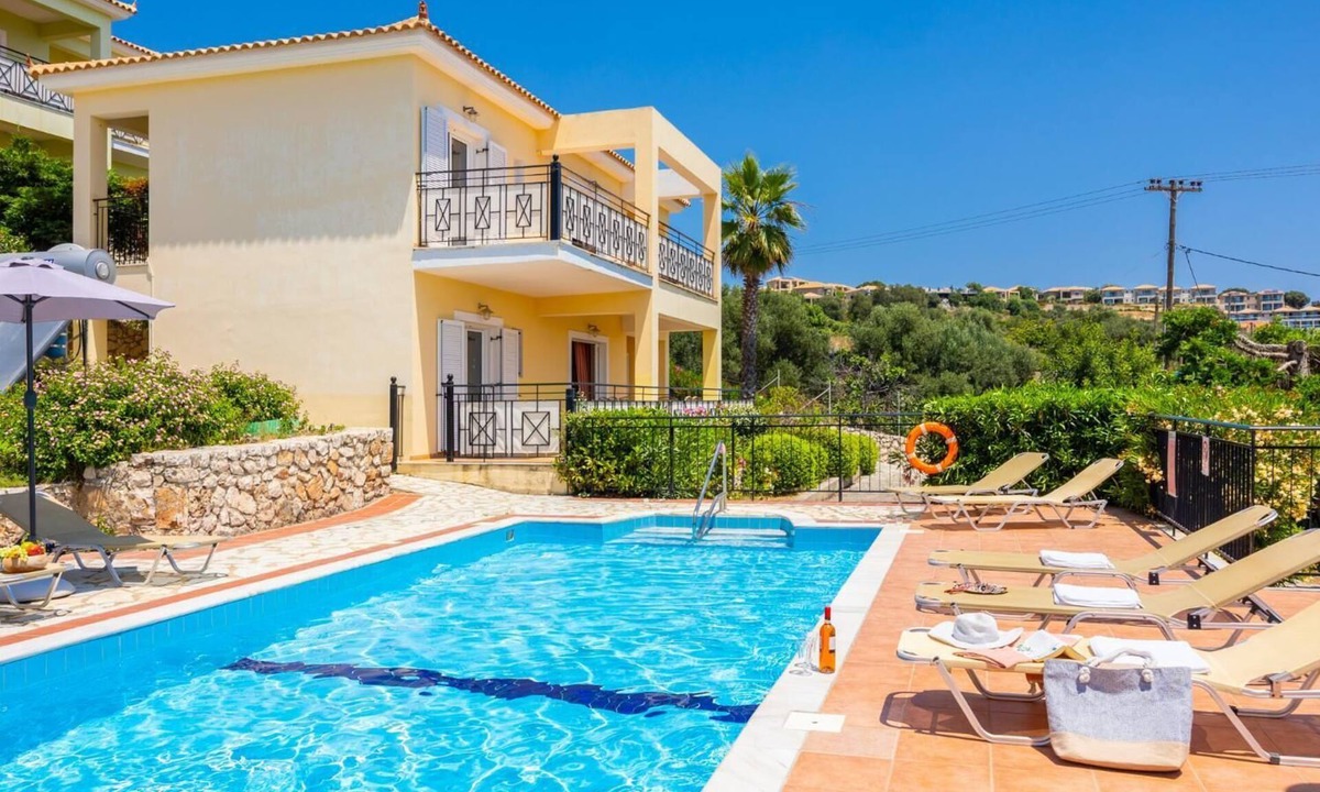 Skala Villa | Skala Villa Yellow - Three Bedroom Villa, Sleeps 6