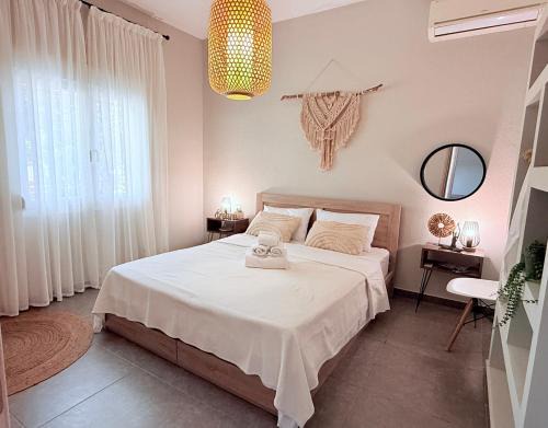 Korinos House | Sophia's Coastal Retreat