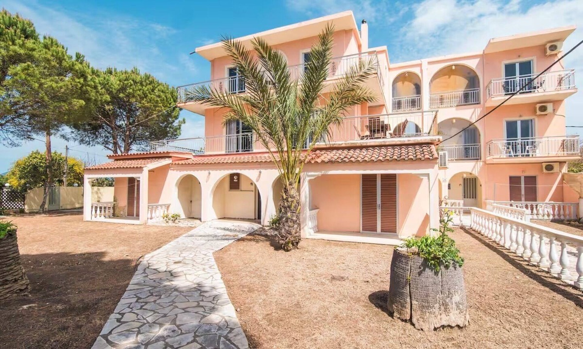 Ag. Georgios Apartment | Southgate 9 by MPS