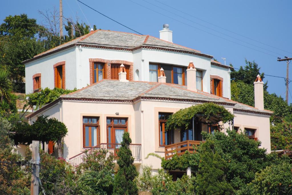 Skopelos Town Apartment | Stolios Skopelos - Panoramic Seaview Gems