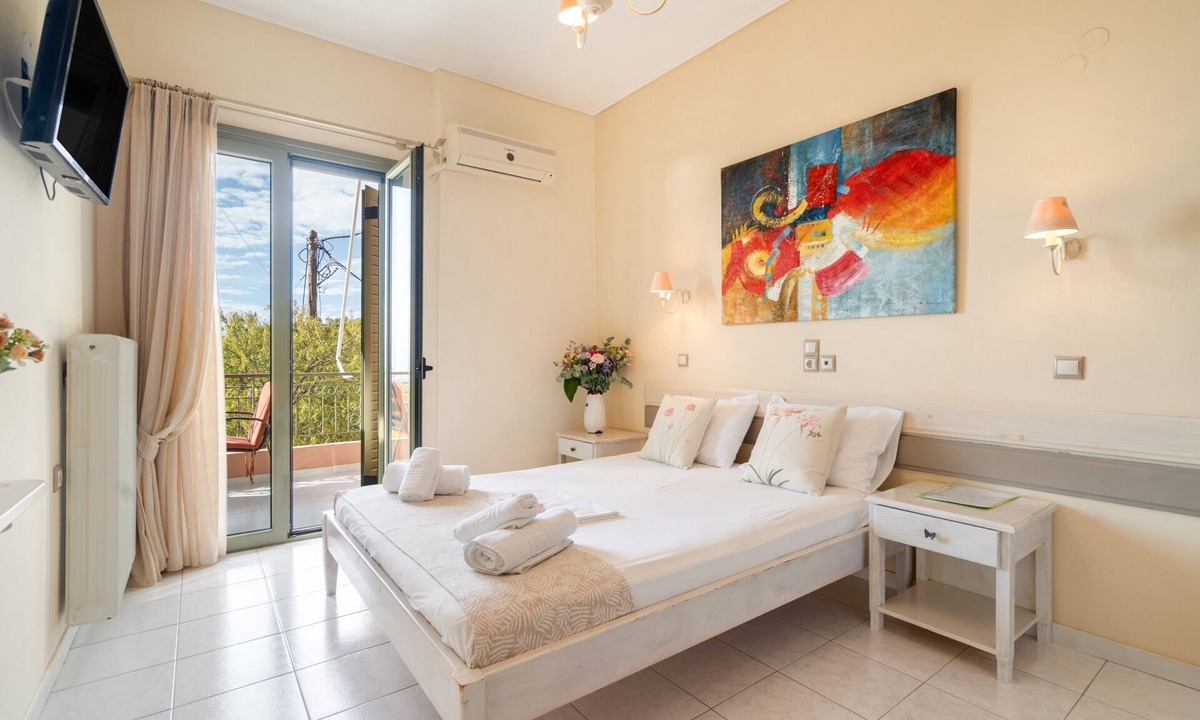 Kalamitsi Apartment | Studio Apartment 'Nontas Home 23' with Sea View, Wi-Fi and Air Conditioning