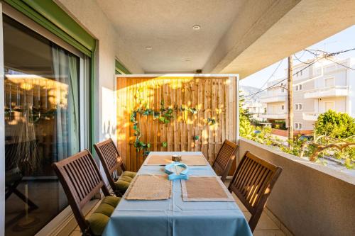 Anatolikos Sinikismos Apartment | Studio Manolia on the beach