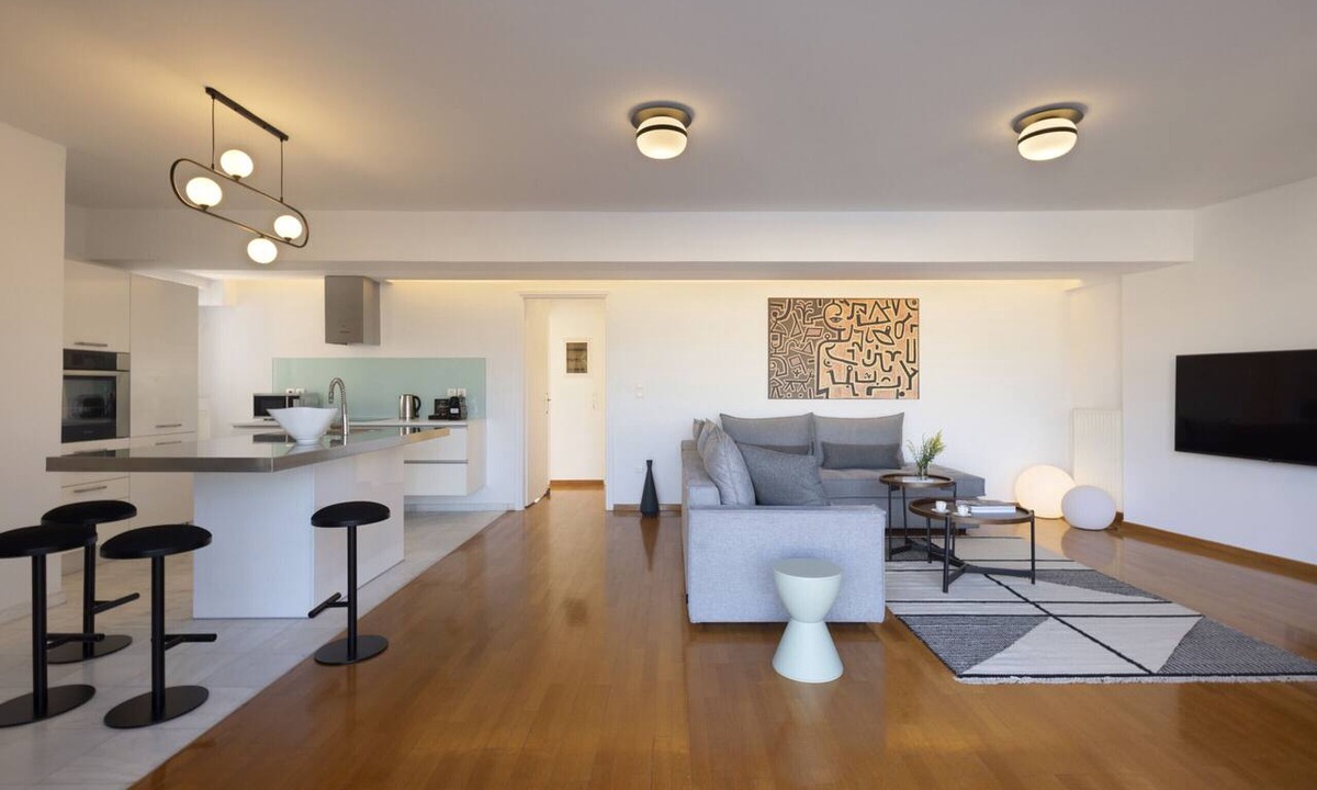 Kinosargous Apartment | STUNNING PENTHOUSE W/SPECTACULAR VISTAS!