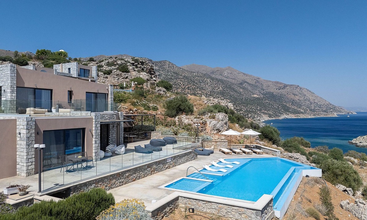 Vizari Villa | Stunning Seafront complex with 2 infinity pools!