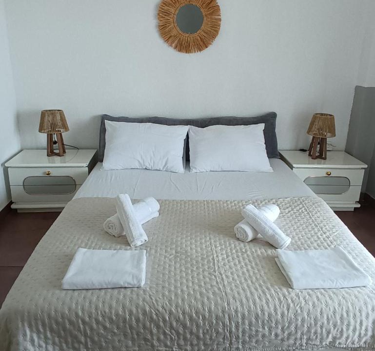 Ormilia House | summer escape