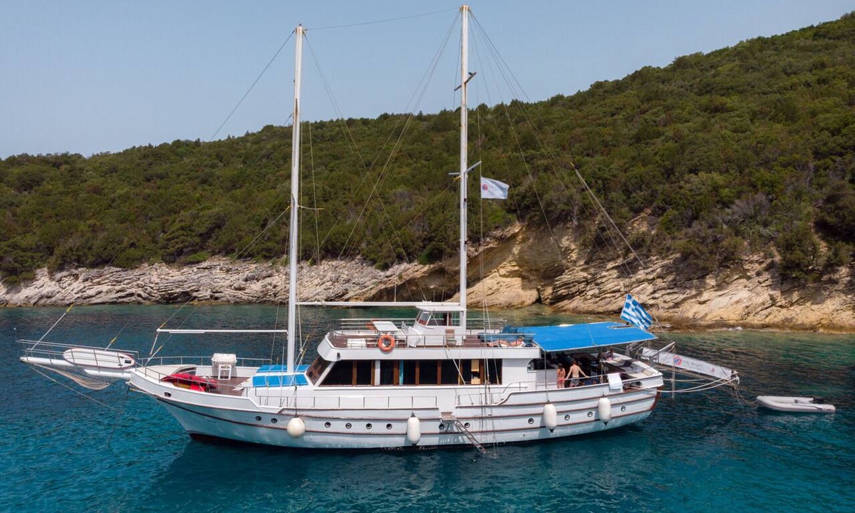 Laganas Boat Rental | Sun-Kissed Sailing Adventure in the Ionian Islands, Zakynthos