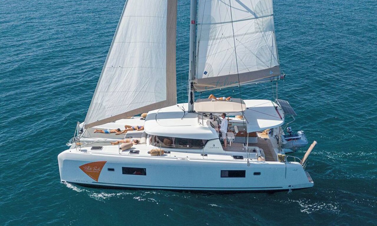 Monastiraki Boat Rental | Sun-kissed Sailing Adventure in the Ionian Islands