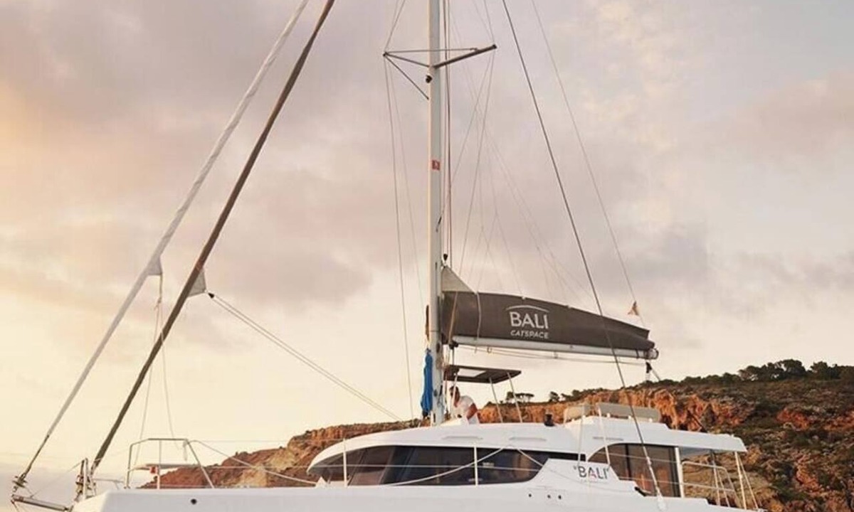 Preveza Boat Rental | Sun-kissed Sailing Adventure in the Ionian Islands