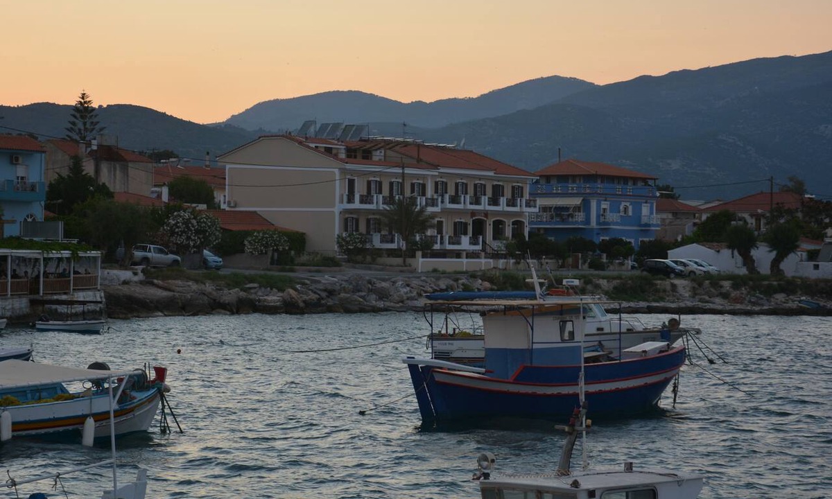 Ireon Hotel | Sunrise Hotel