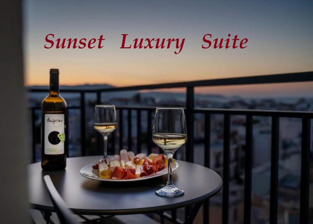 Heraklion Apartment | Sunset Luxury Suite - Rooftop Apartment in the City Center
