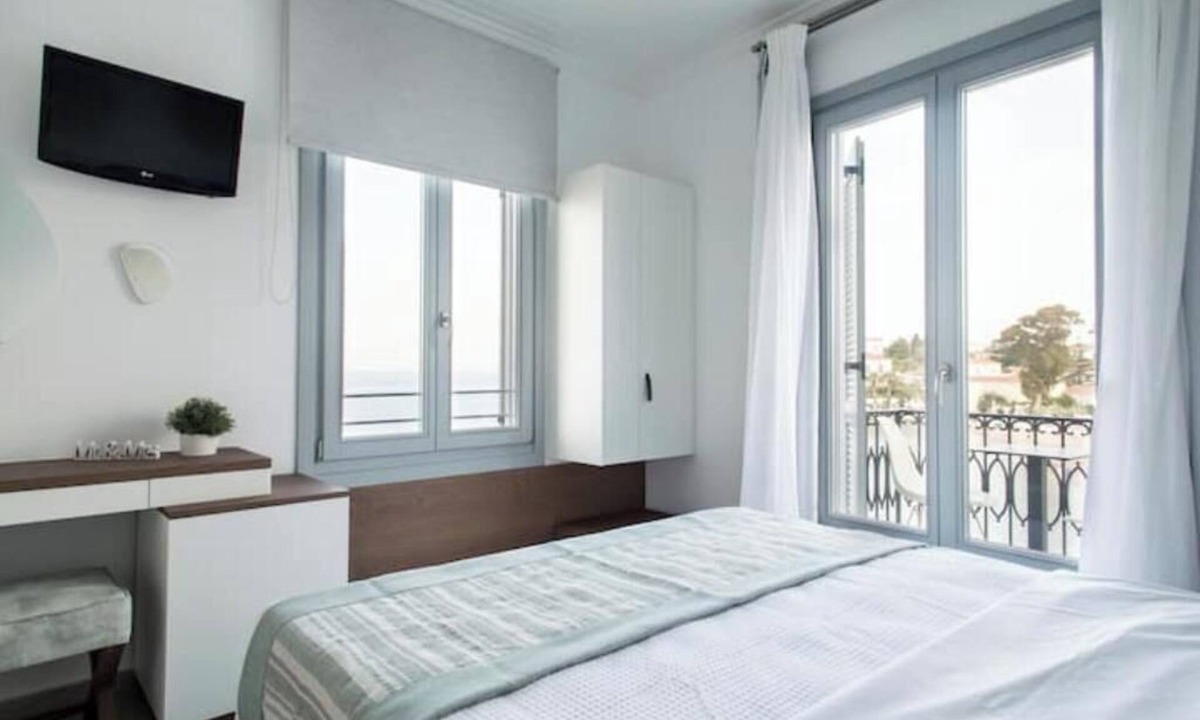 Spetses Apartment | Supreme Suite - Aurora Spetses