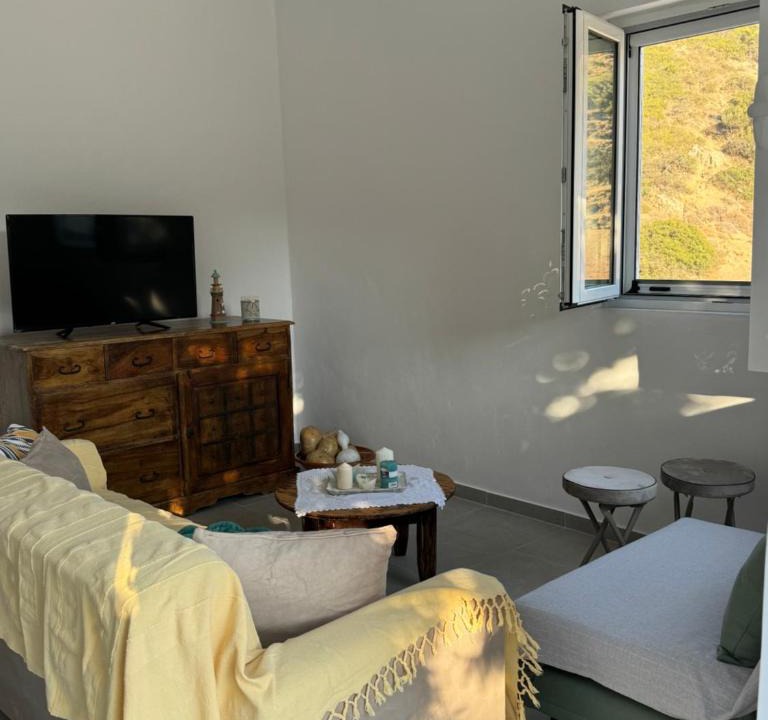 Skiros House | Sykano Escape, Skyros Island