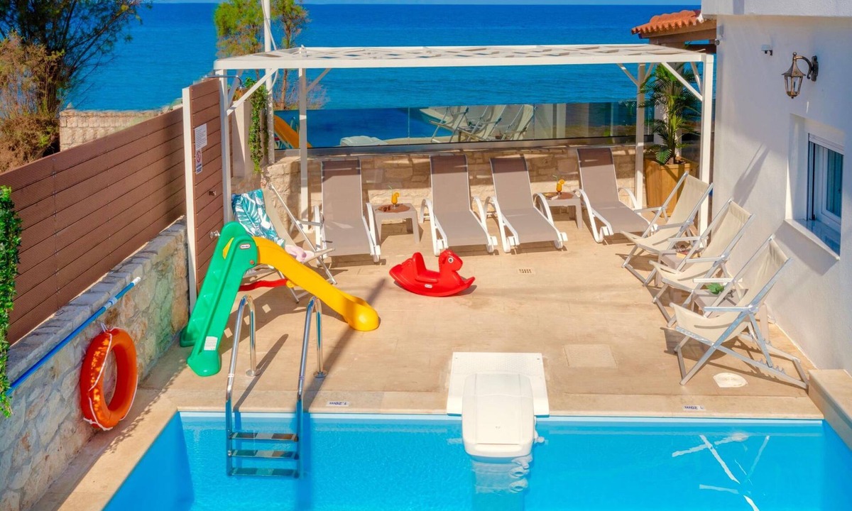 Skaleta Villa | Thalassa Beachfront Villa with private pool