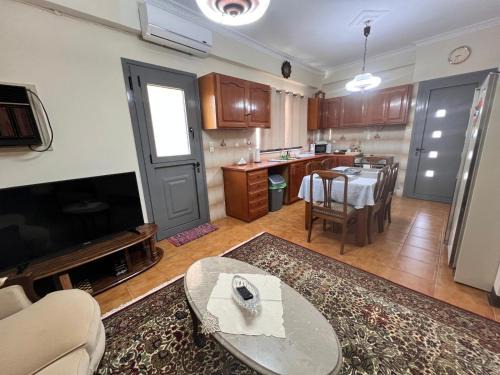Sparta Apartment | The Captain's Nest
