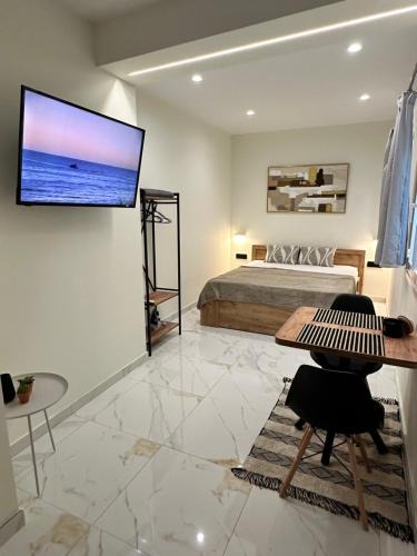 Zakynthos Town Apartment | The Lux Den of Zante