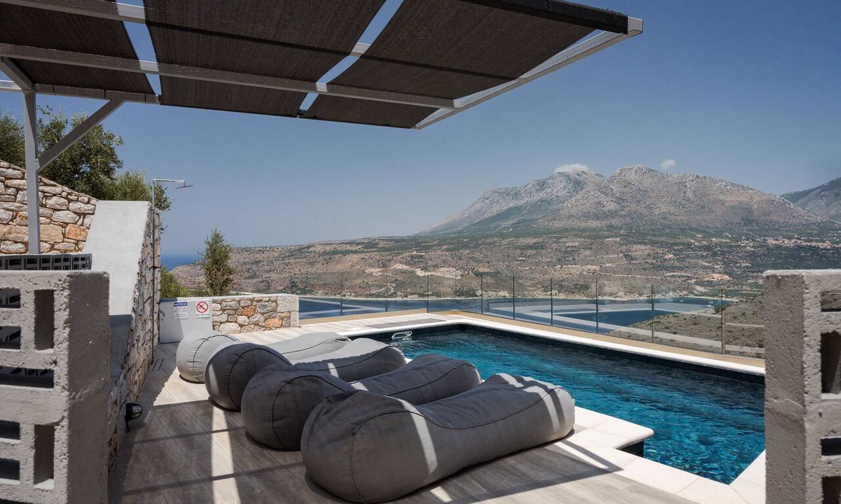 Areopoli Villa | The One Limeni Villa