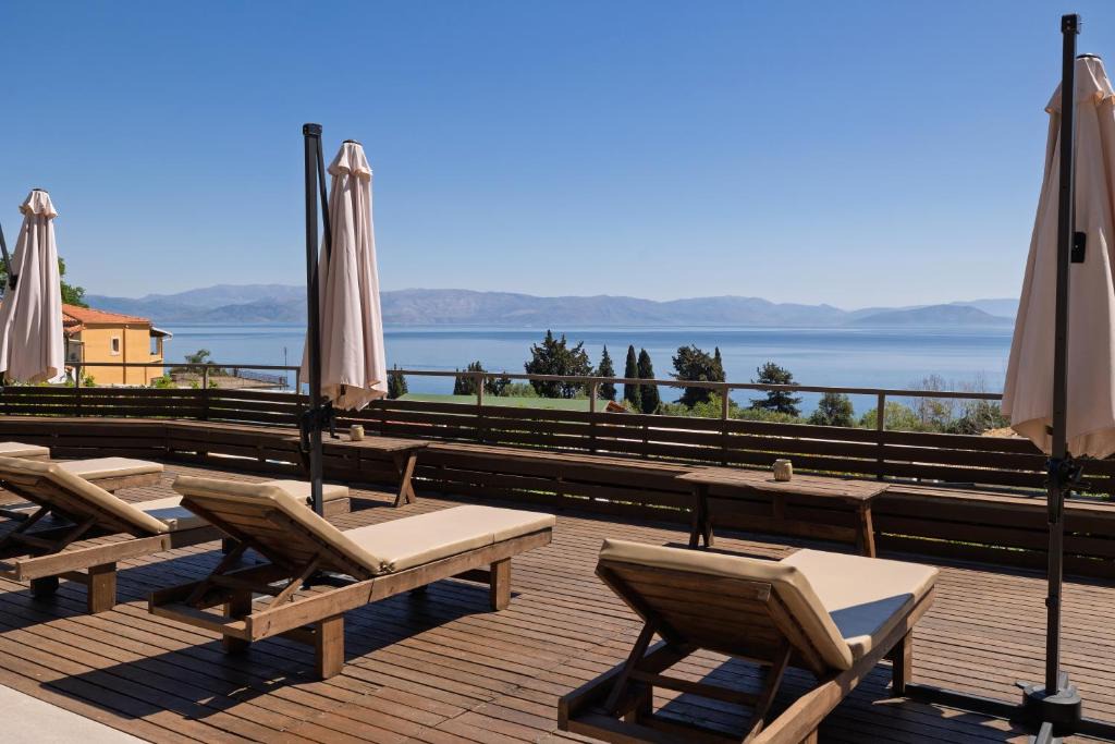 Dafnata House | The Summit Escape House