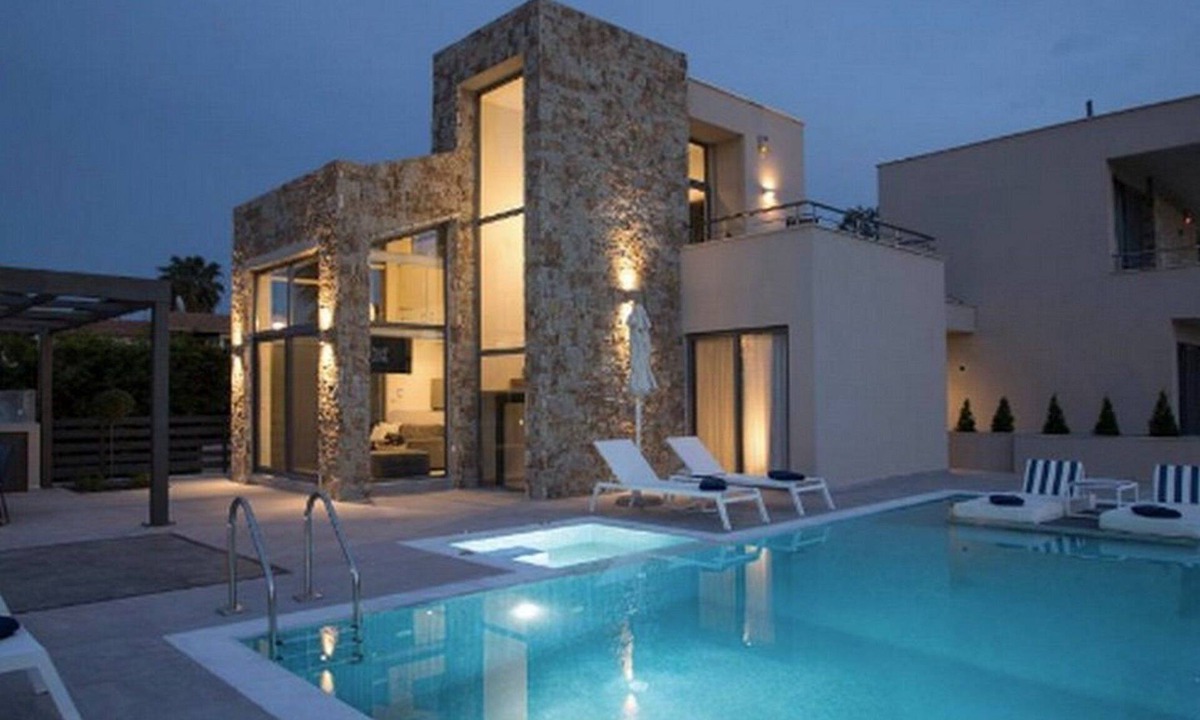 Pefkochori Villa | Thrilling Halkidiki Villa | Villa Eomer | 4 Bedrooms | Spacious Furnished