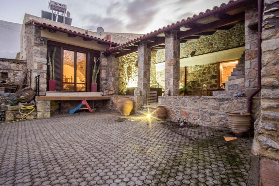 Thrapsano House | Traditional Village House
