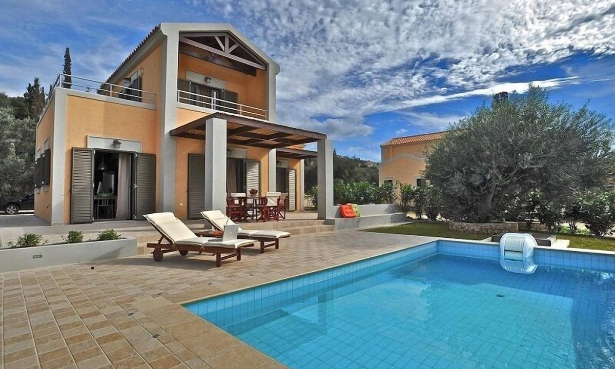 Minia Villa | Two-bedroom luxury villa with private pool near Argostoli