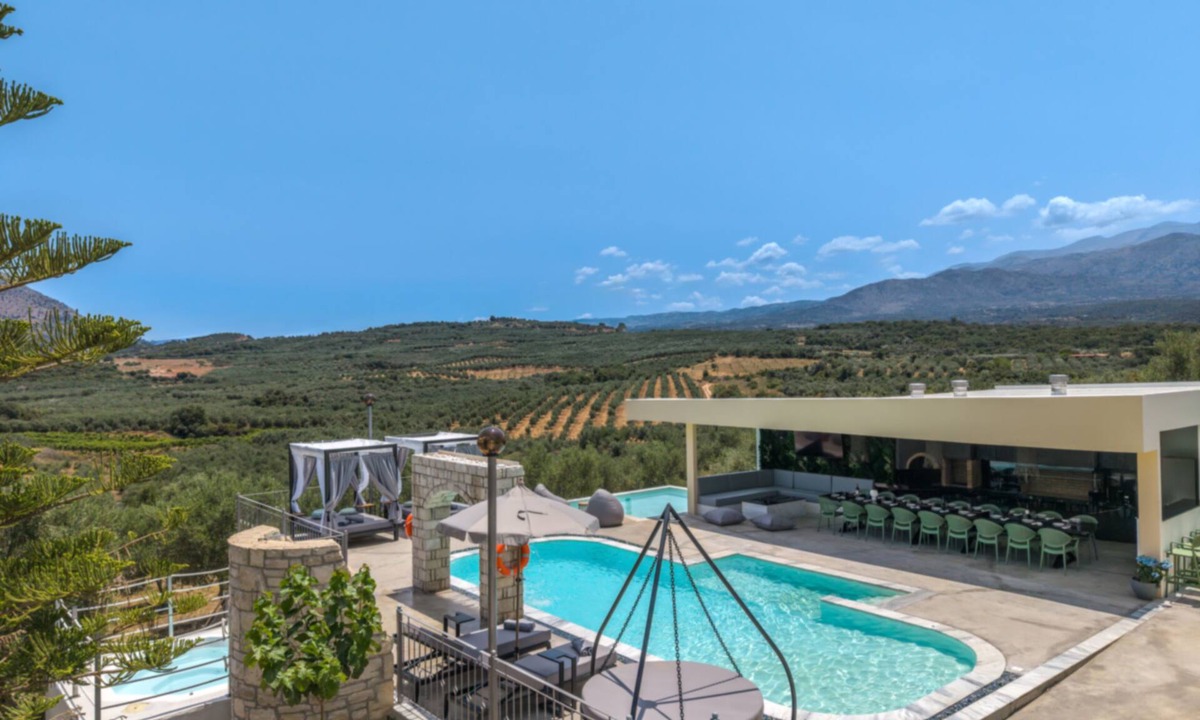 Geropotamos Villa | Varimpo Villa, Secluded Wellness & Play Getaway