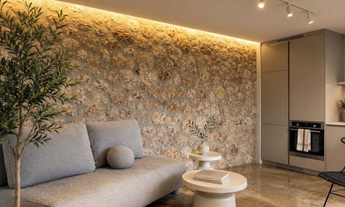 Varkiza Apartment | Varkiza Seaside Retreat/Elegant Coastal Escape