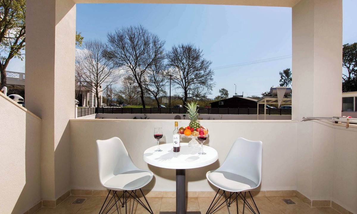 Sidari Apartment | Veneti Corfu Getaway - Sun and Serenity