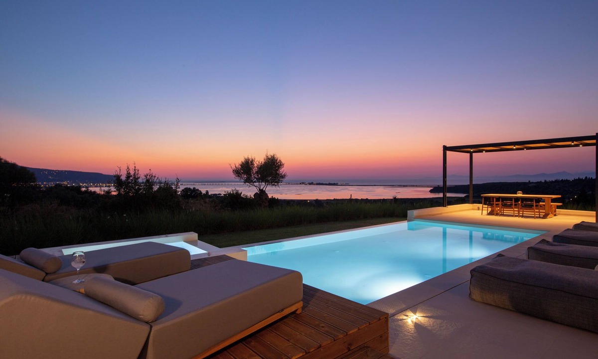 Spanokhorion Villa | VIENTO LUXURY VILLAS - Lefkada Sunset Villa, sea views near Lefkada town