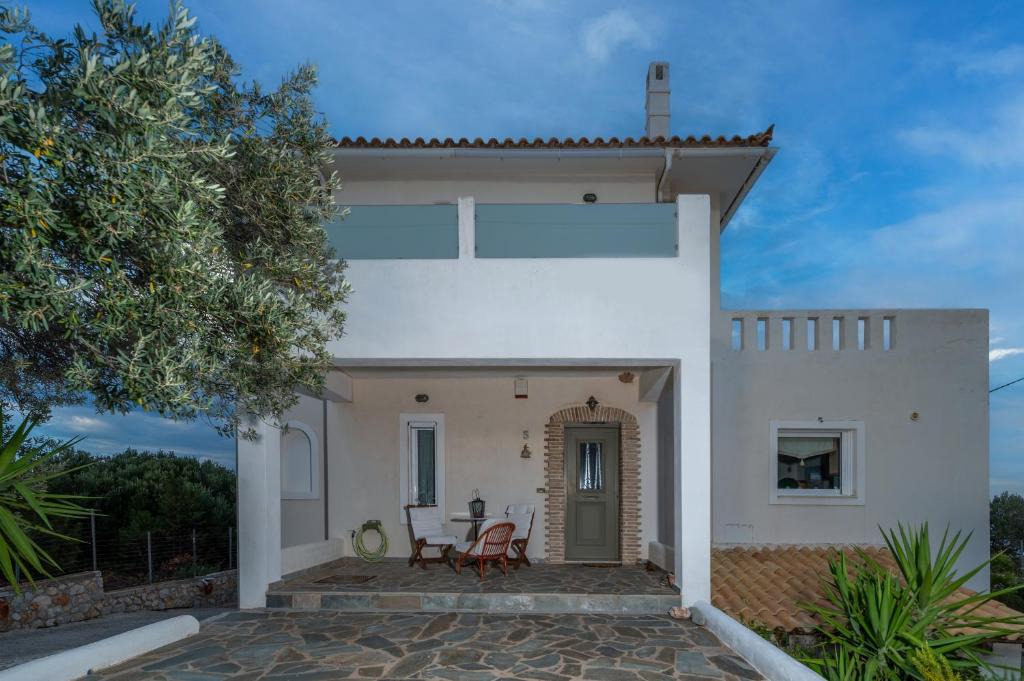 Katakali House | Villa Catherine
