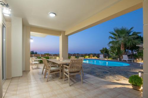 Milatos Beach Villa | Villa Elena