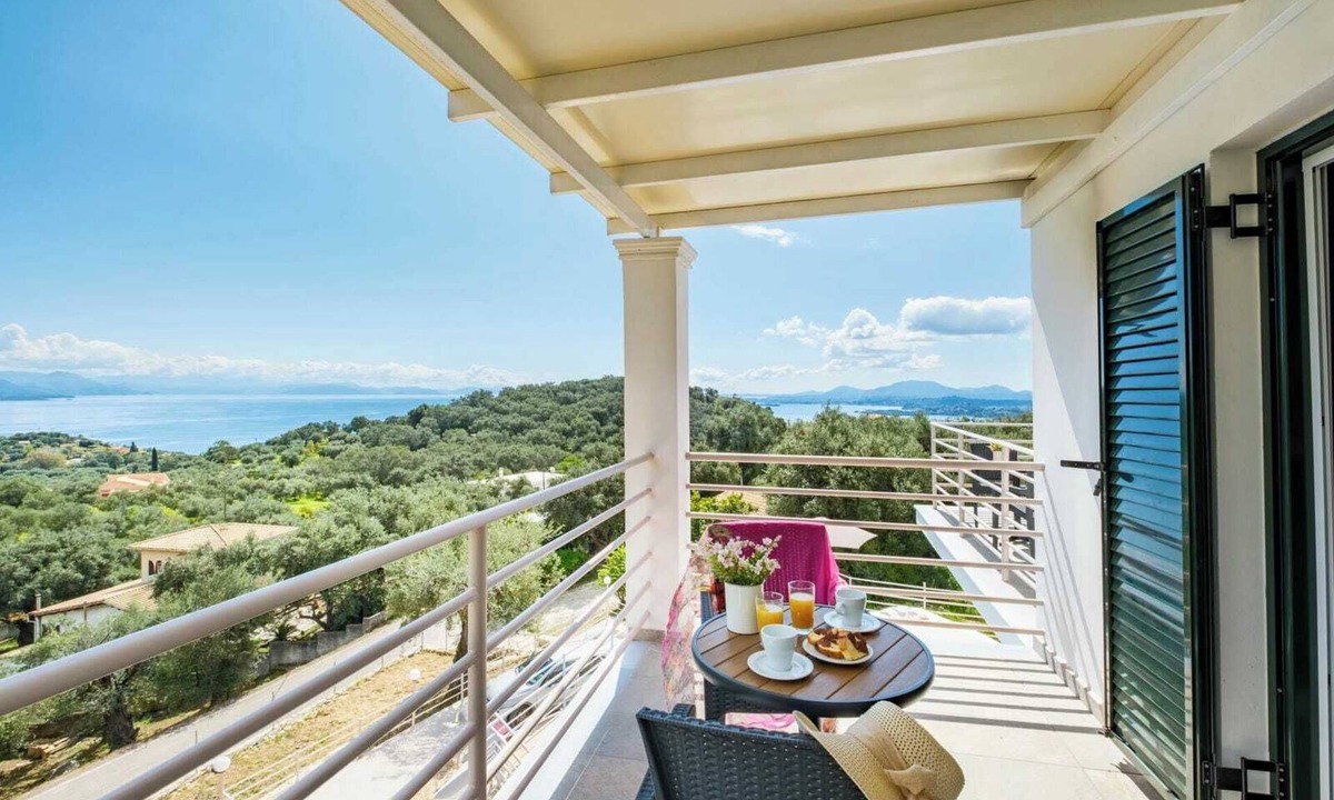 Pirgi Villa | Villa Elli near Barbati with private pool