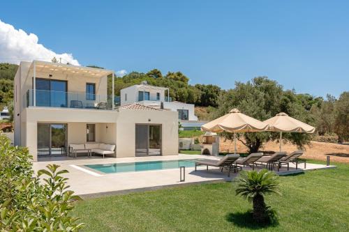 Minia Villa | Villa Erato - Elysian Villas Kefalonia, 200m from Sandy Beach