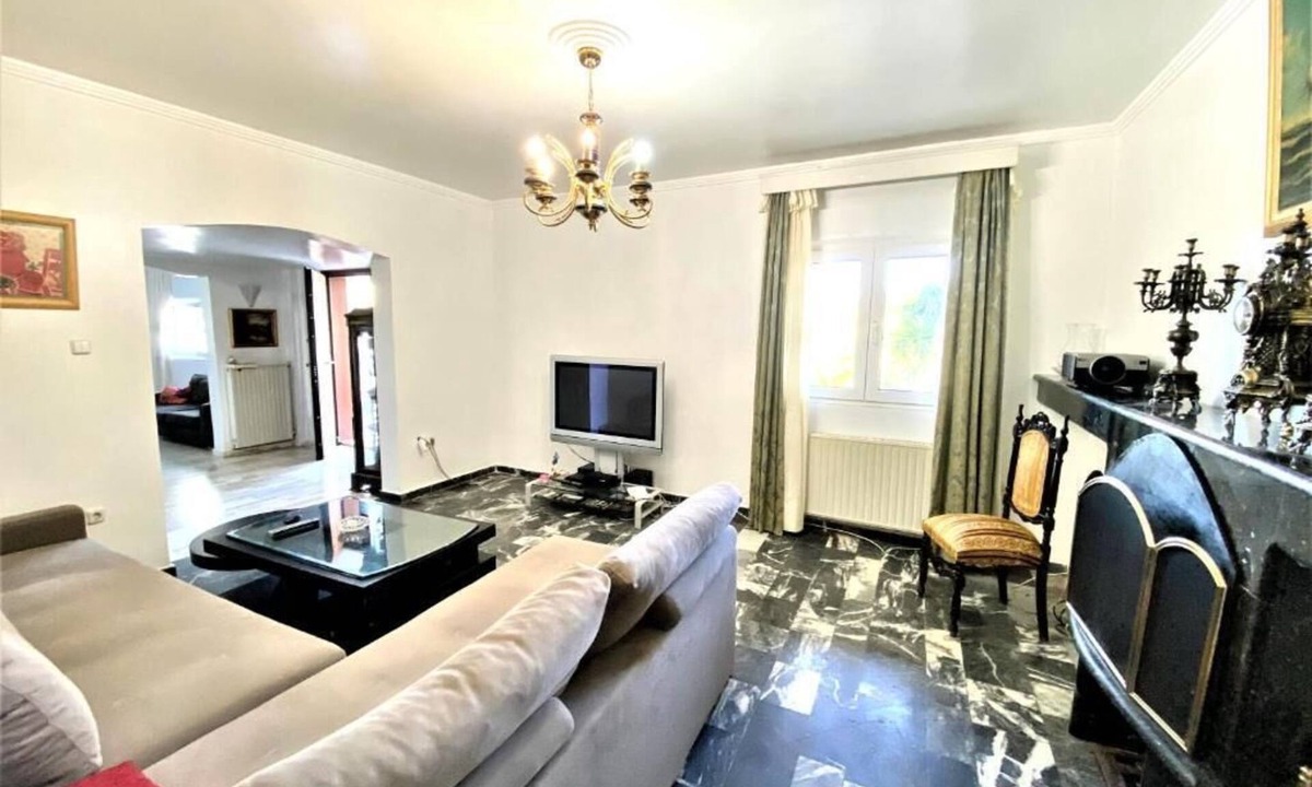 Vari-Voula-Vouliagmeni Villa | VILLA HERMES
