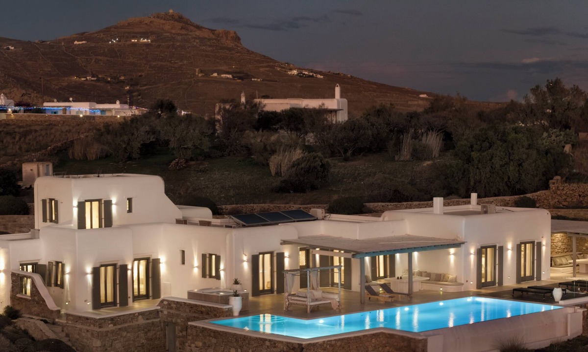 Xilokeratidi Villa | Villa Kalo Livadi Beach View and Walk Pool & Hot Tub