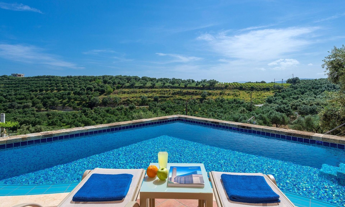 Agia Villa | Villa 'Margarita's 2' with Sea View, Wi-Fi and Air Conditioning