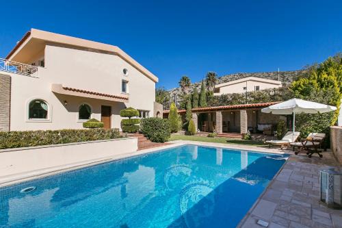 Palaia Fokaia Villa | Villa Melia Athenian Riviera