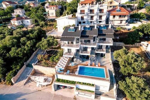 Perdika Villa | Villa "Mons & Mare"