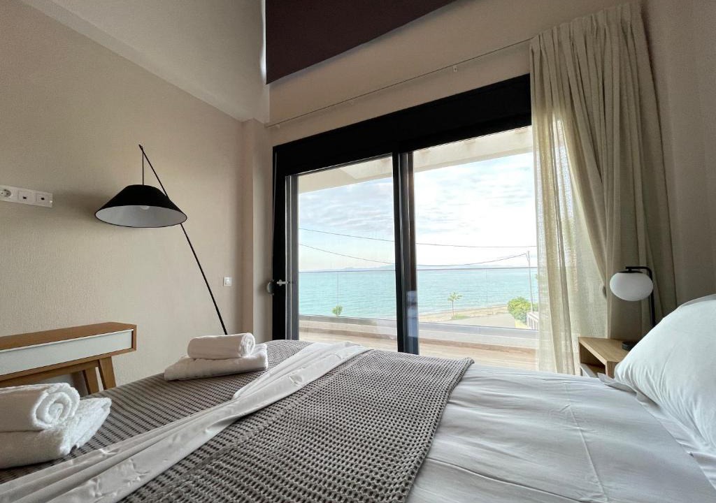 Polichrono Villa | Villa Oleandra by the sea