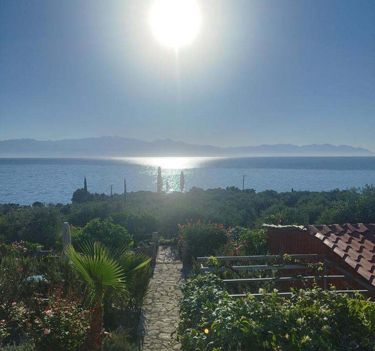 Kompi Apartment | Villa Panorama Michalis Haikos two minutes walk to the beach Peroulia