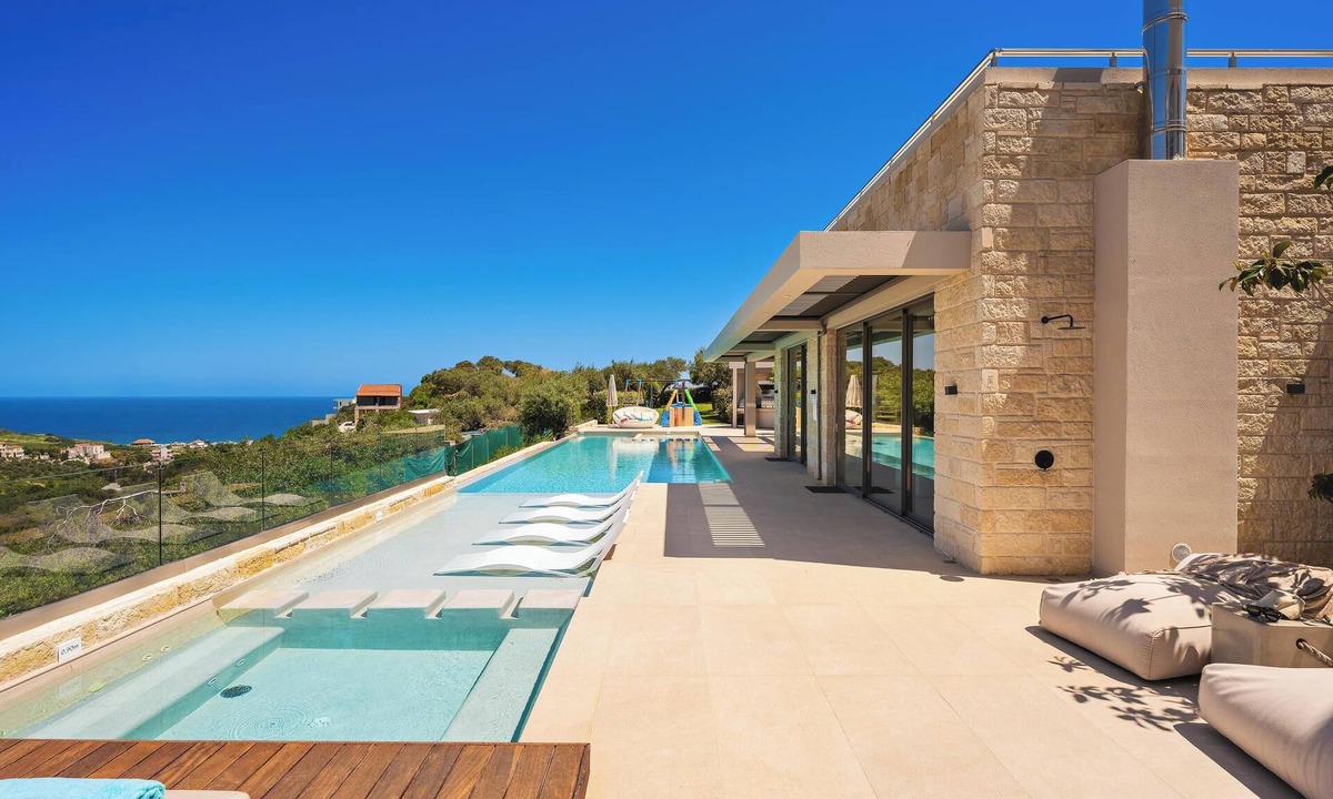 Stalos Villa | Villa Reale - Wellness & Refined Living by etouri