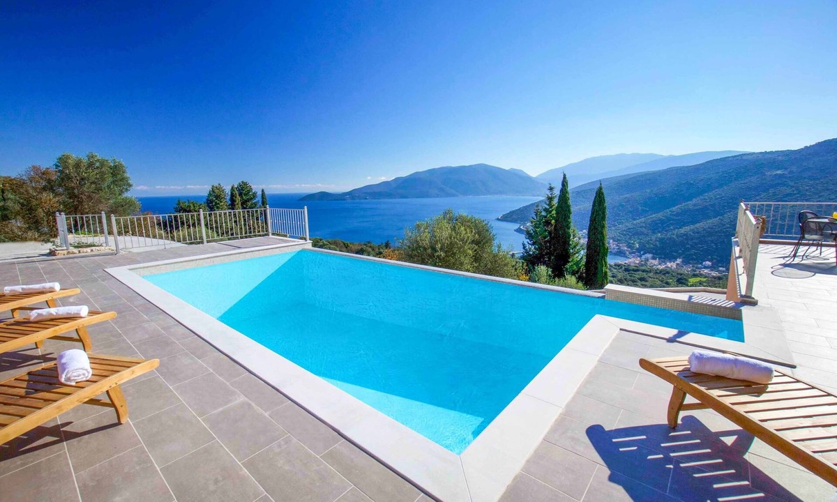 Aetos Villa | Villa Remvi - Three Bedroom Villa, Sleeps 6