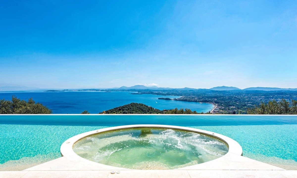 Spartylas Villa | Villa Summer Wine by Villa Plus