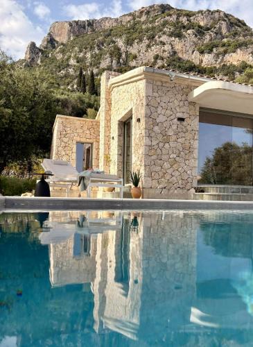 Lakones House | Villa Xalupi - Design-Villa mit Pool und Meerblick