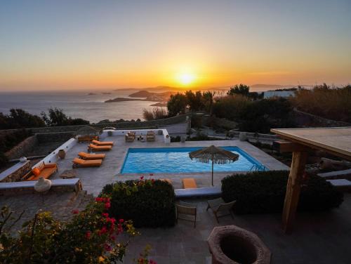 Paraga Villa | Villa Zina Sunset View St Lazaros 8 Bedrooms